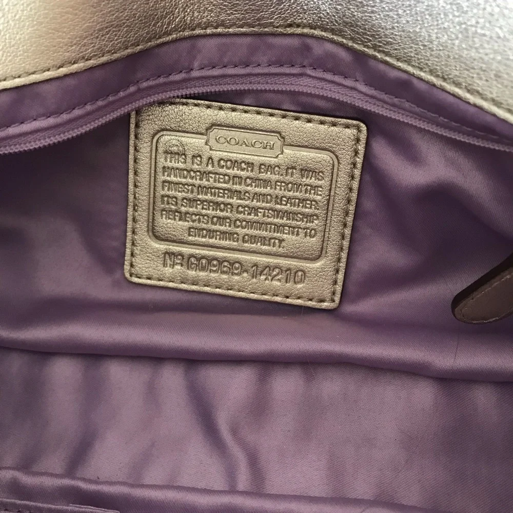 Coach Legacy Turnlock Metallic Leather Handbag Clutch 2009 14210 - Picture 5 of 16